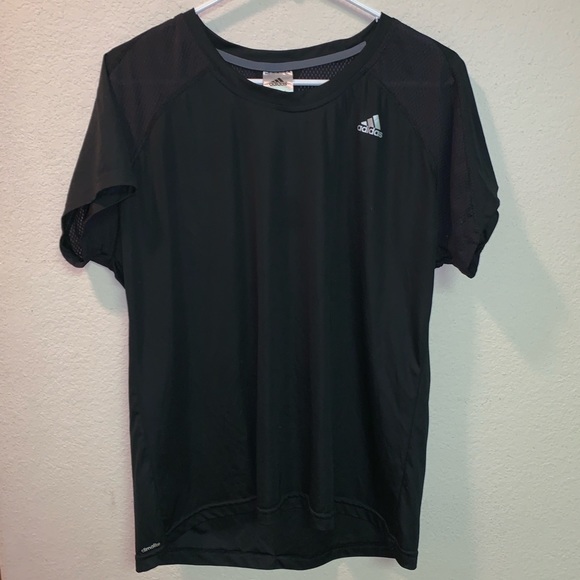 adidas Tops - Women’s Adidas Workout Shirt adidas Tops - Women’s Adidas Workout Shirt